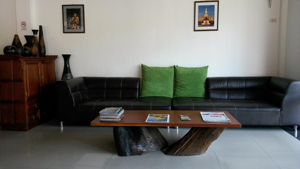 Av Hotel Vientiane Esterno foto