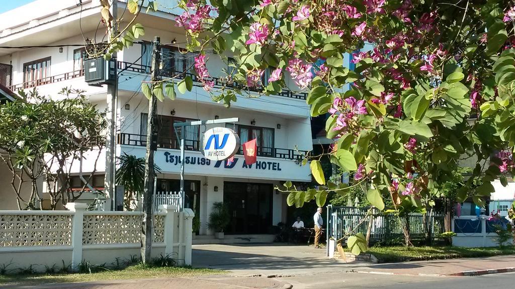 Av Hotel Vientiane Esterno foto