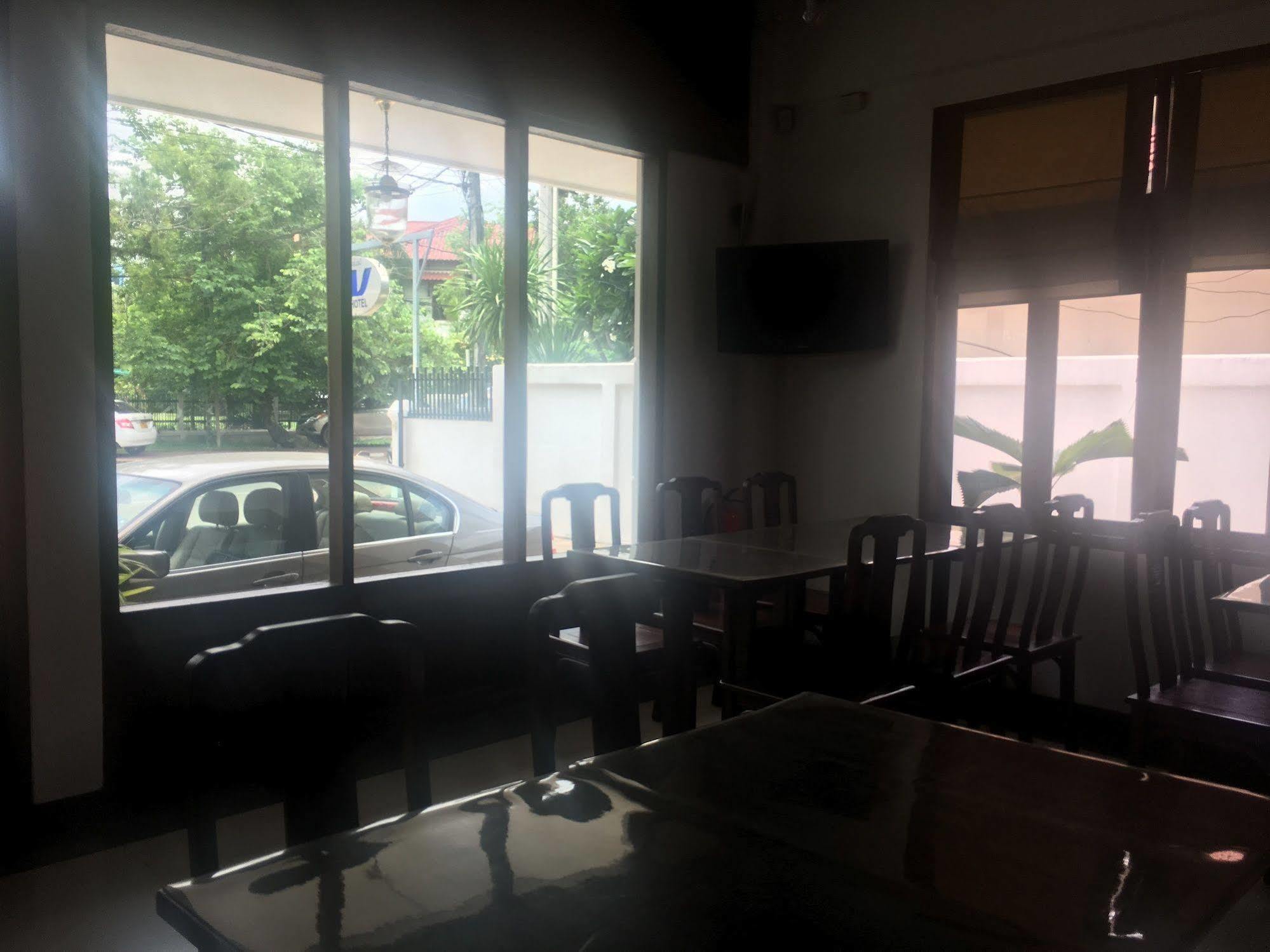 Av Hotel Vientiane Esterno foto
