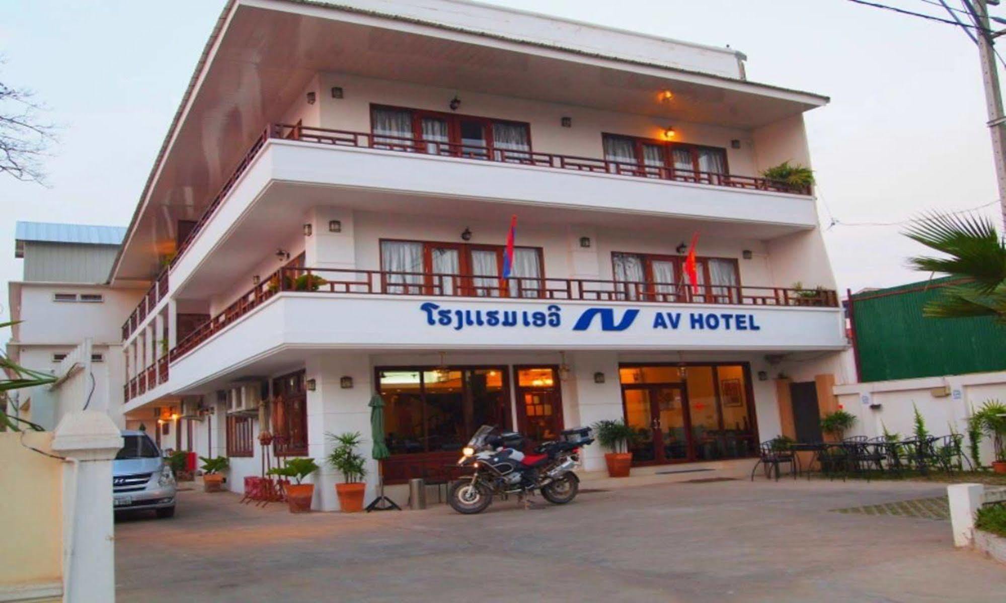 Av Hotel Vientiane Esterno foto