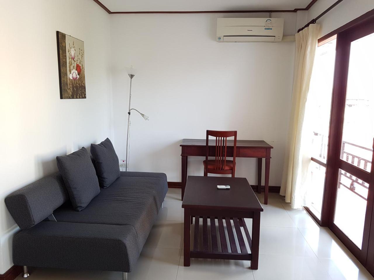 Av Hotel Vientiane Esterno foto